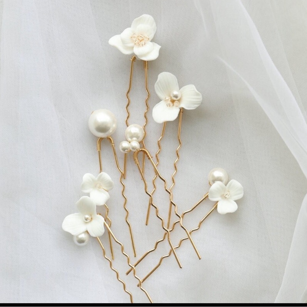 Paloma Pearl Flower Hair Pins -Set of 6 Floral Bridal Hair Pins -White Porcelain